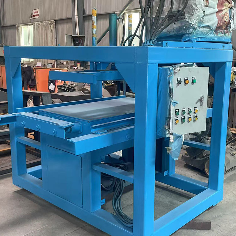 Photovoltaic panel recycling and dismantling equipment